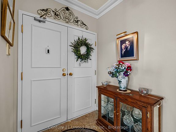 4th image of 2 George St N #304