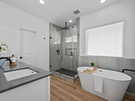 2nd image of 4201 Stassen St #4201