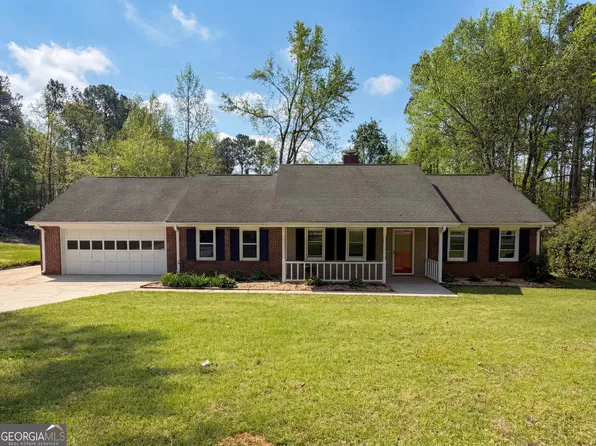 1622 Spaniel Ct SW, Conyers, GA 30094