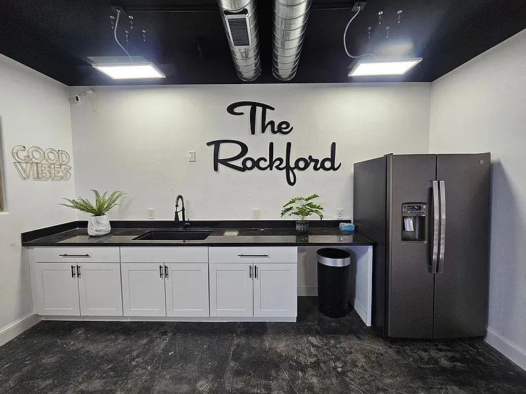 The Rockford — Photo 9