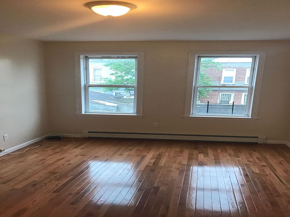 2nd image of 920 E 224th St APT 2R