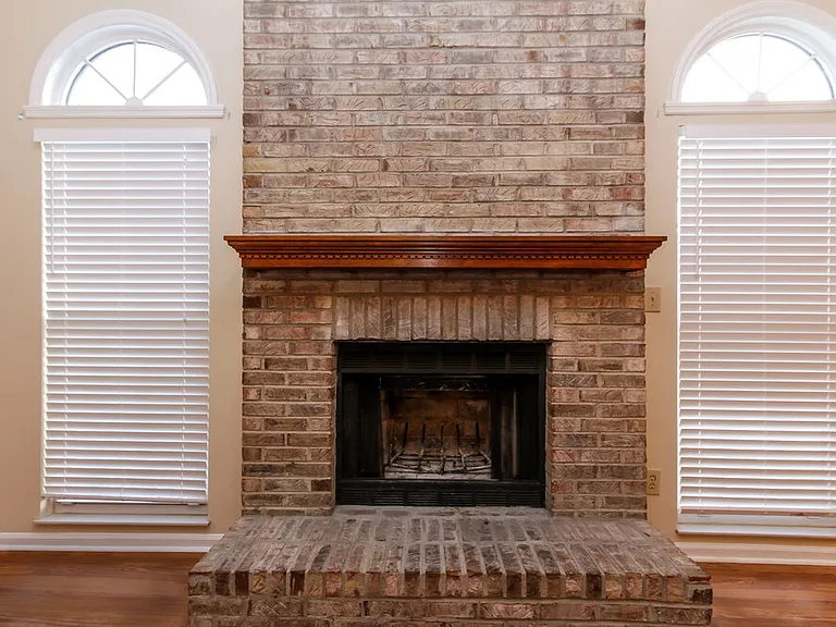 5537 Vicksburg Dr — Photo 2