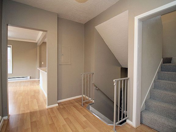 5th image of 710 NW 21st Ave Unit B