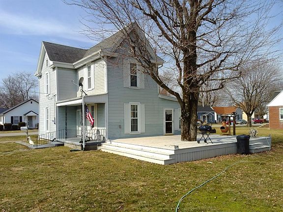 4th image of 106 N Sycamore St Lot 267