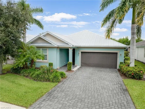 14520 Topsail Dr, Naples, FL 34114