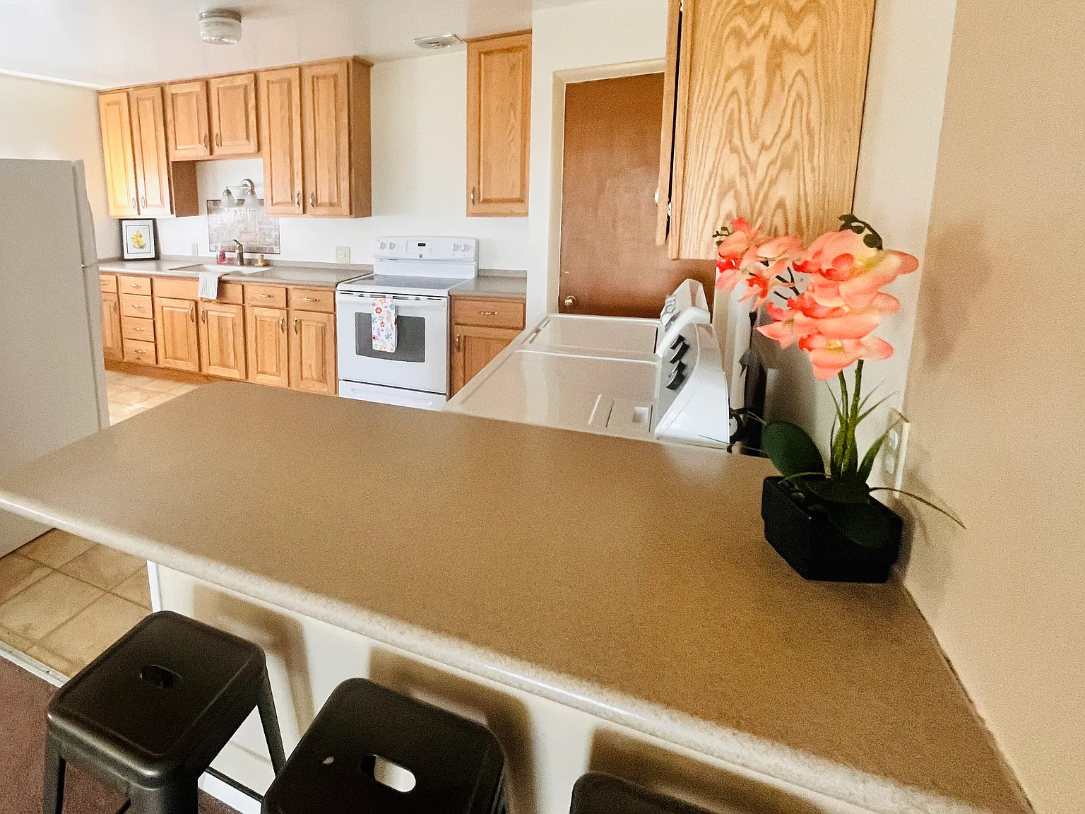 2 bed, 1782 sqft, $1,150 — Photo 4