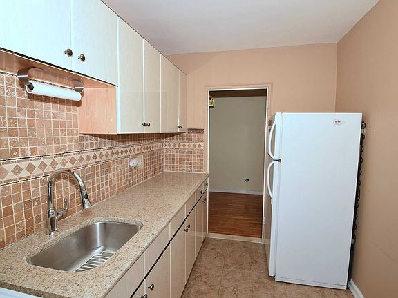 3rd image of 73-11 210th St #60