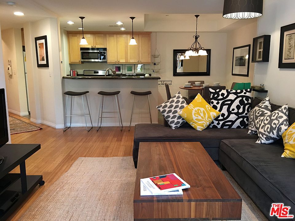 1st image of 3636 Jasmine Ave #207