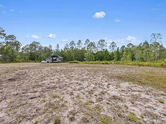 5th image of 33517 MEADOWS Lane