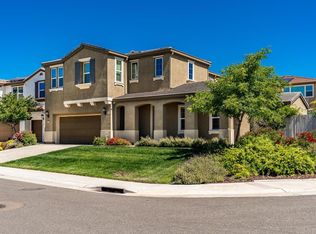 1555 Rochester Way, Rocklin, CA 95765