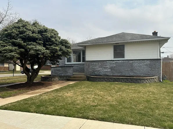 4601 Maple Ave, Forest View, IL 60402