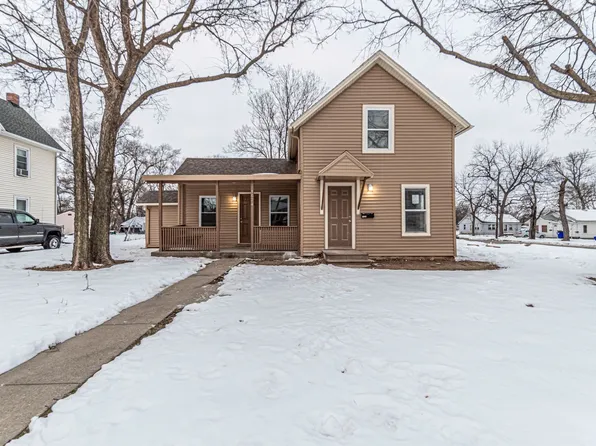 1624 N Jefferson St, Junction City, KS 66441