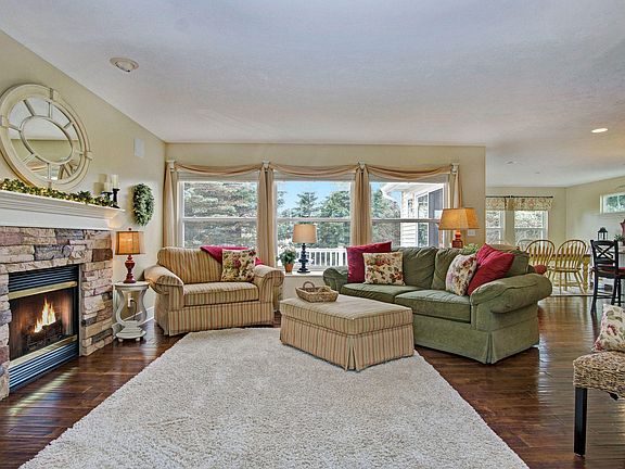 5th image of 1387 Stoney Lake Dr
