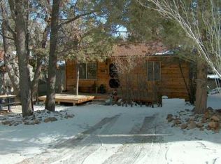 395 Riverside Dr, Sugarloaf, CA 92386