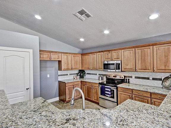 5th image of 5946 W Villa Theresa Dr