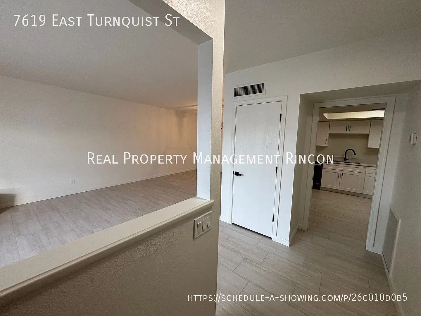Beautifully Updated 3-Bed, 2-Bath Townhouse on Tucson's Eastside! — Photo 2
