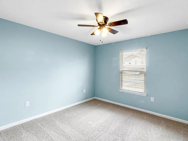 4615 Plover Dr — Photo 11