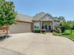 2010 N Paddock Green Ct, Wichita, KS 67206