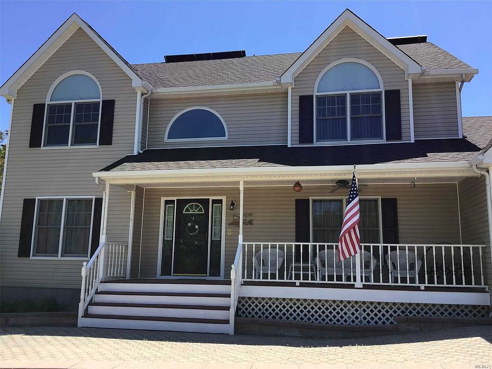 33 E Meadow Rd, Baiting Hollow, NY 11933 Zillow