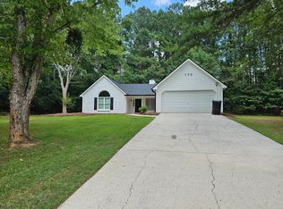 170 Kellie Ln, Fayetteville, GA 30214