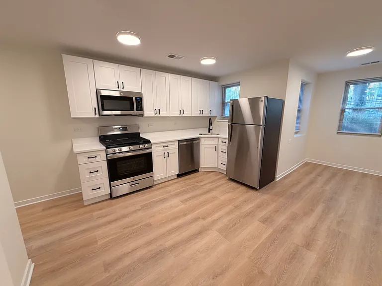 6236 N Bell Ave #E — Photo 4