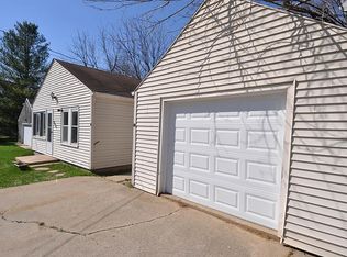 2915 Sherman Ave, Rockford, IL 61101