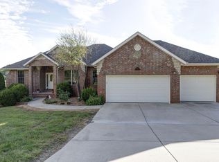 400 Setting Sun Dr, Ozark, MO 65721