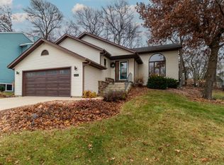1014 Northway Ln NE, Rochester, MN 55906