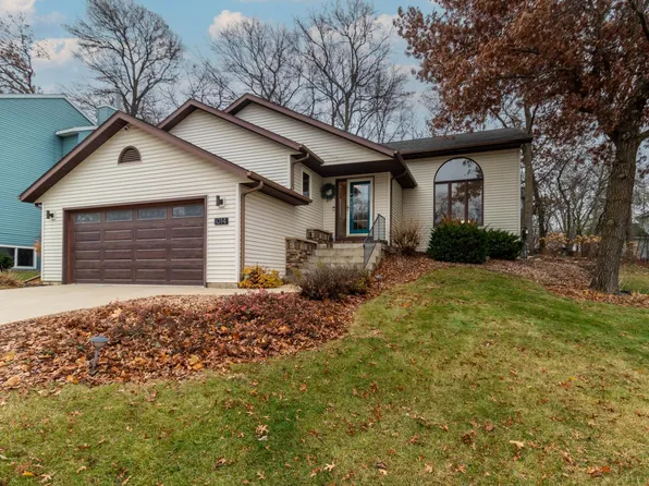 1014 Northway Ln NE, Rochester, MN 55906