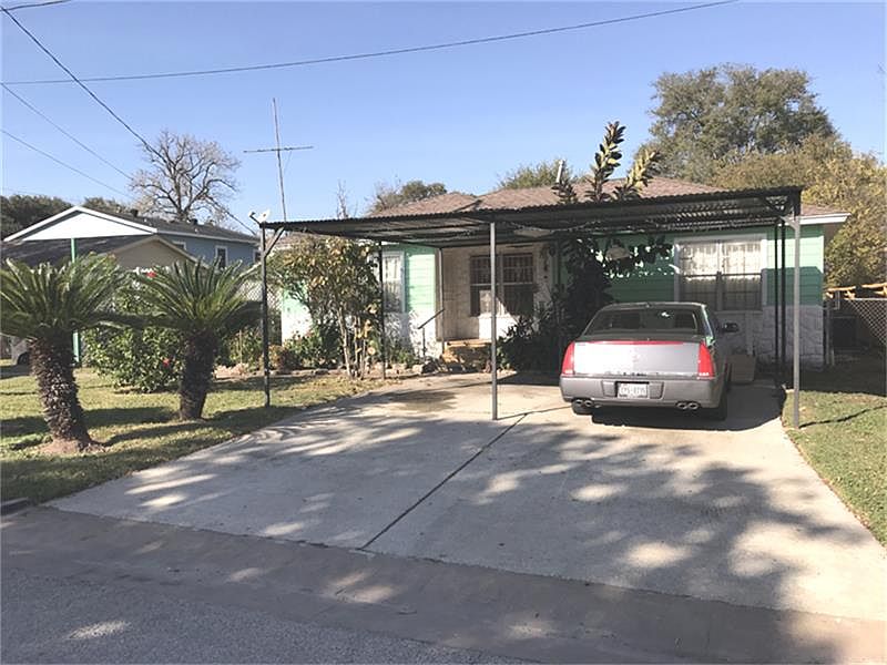 1st image of 1405 Fairbanks St