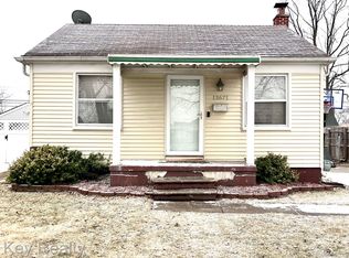 13671 Oakdale St, Southgate, MI 48195