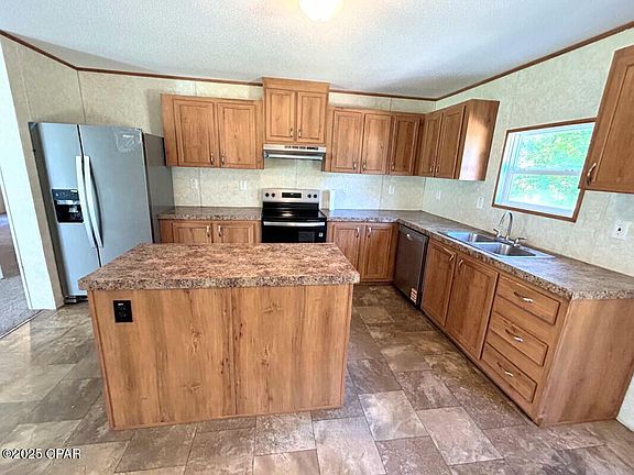 2nd image of 28369 NE County Road 67