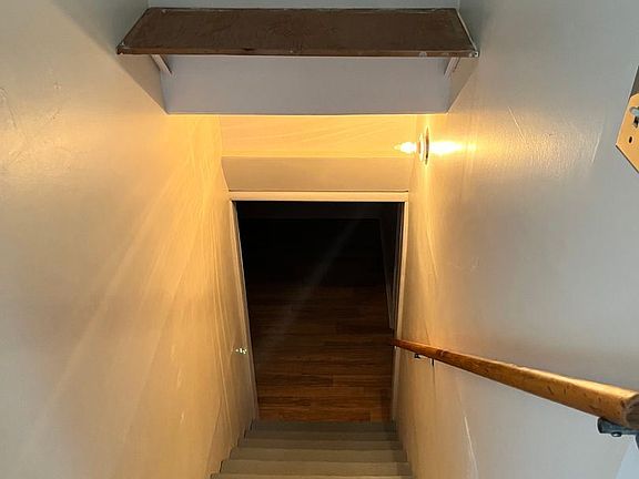 3rd image of 1601 E Mallon Ave