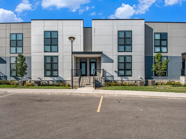 6023 Port View Dr SE, Grand Rapids, MI 49512