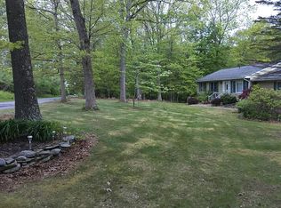 40 Walnut Valley Rd, Columbia, NJ 07832