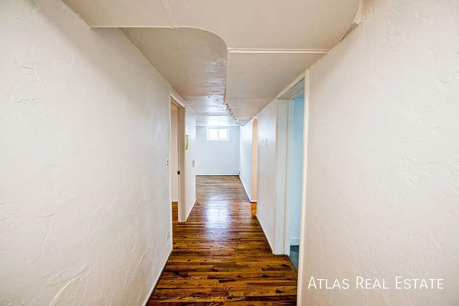 2 Bed 1 Bath Garden Level Apartment Walking Distance to Downtown Golden and Colorado School of Mi... — Photo 2