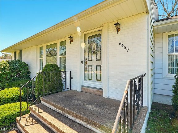 3rd image of 6407 Hiram Ave