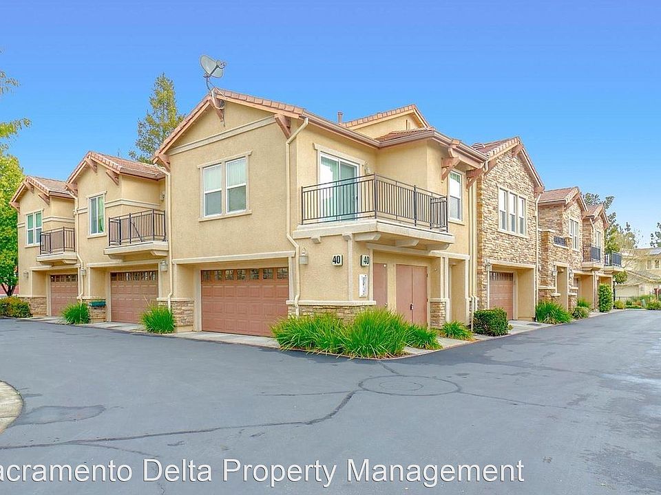 1st image of 3301 N Park Dr Unit 4011