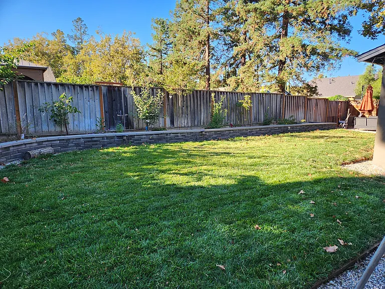 4190 Crisfield Ln — Photo 18