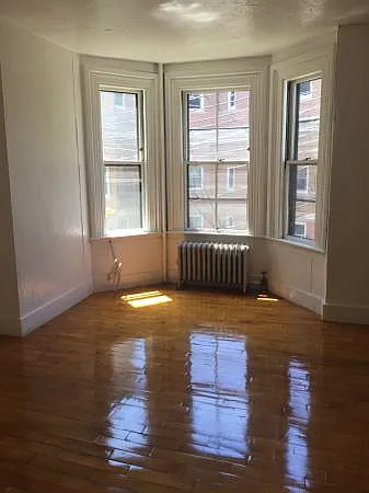 3 bed, 1.0 bath, $2,900 — Photo 1