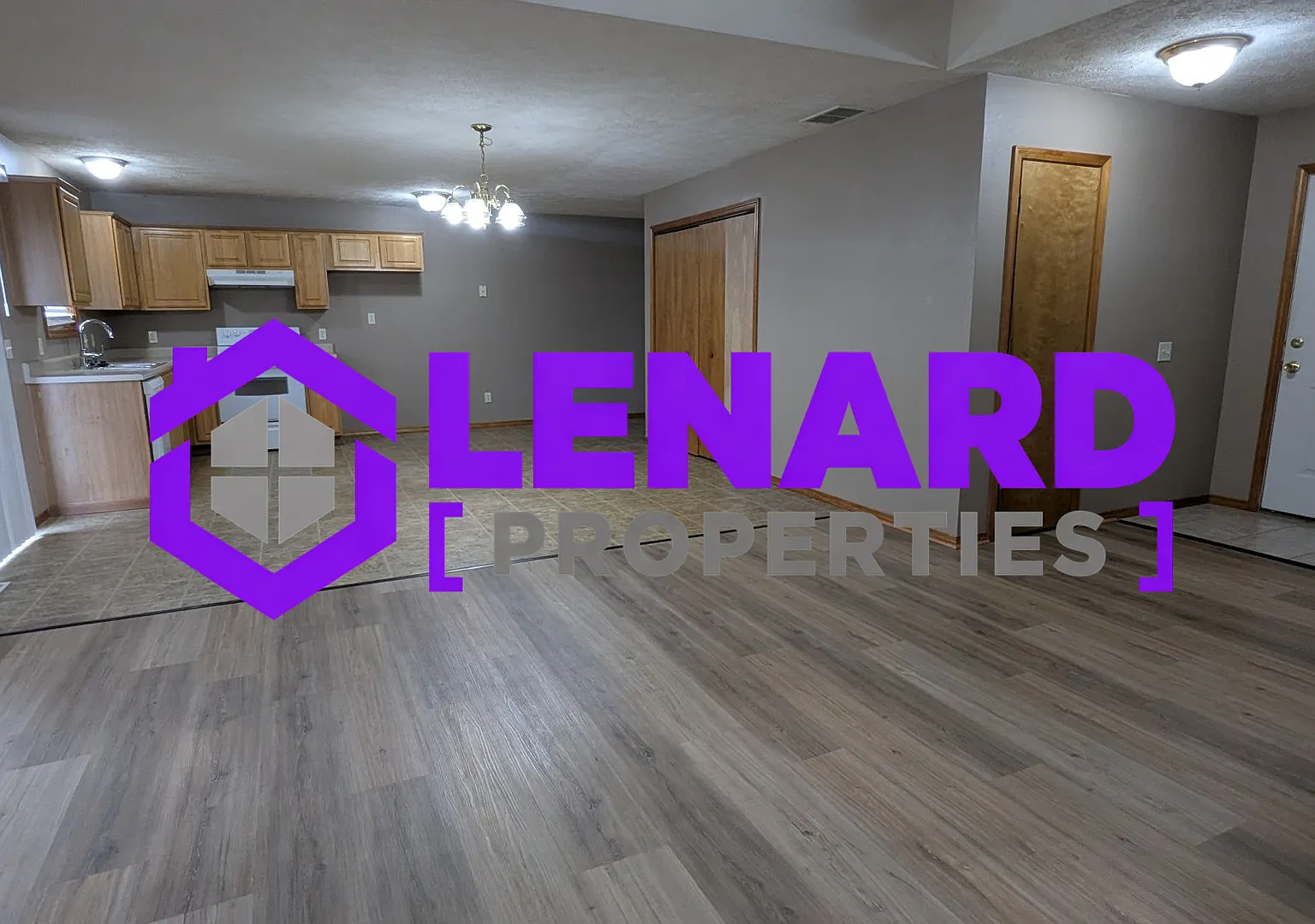 Spacious 3 Bedroom Home! — Photo 3