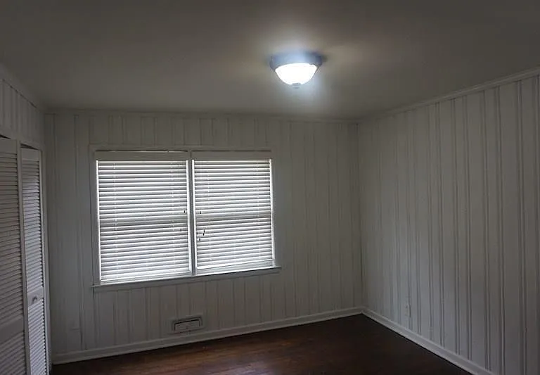 1403 Stephens Dr NE — Photo 7