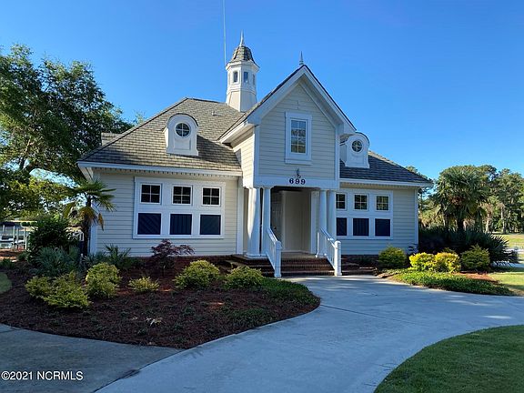 3rd image of 634 Versailles Blvd SW