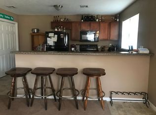830 Kearney St APT 1, Manhattan, KS 66502