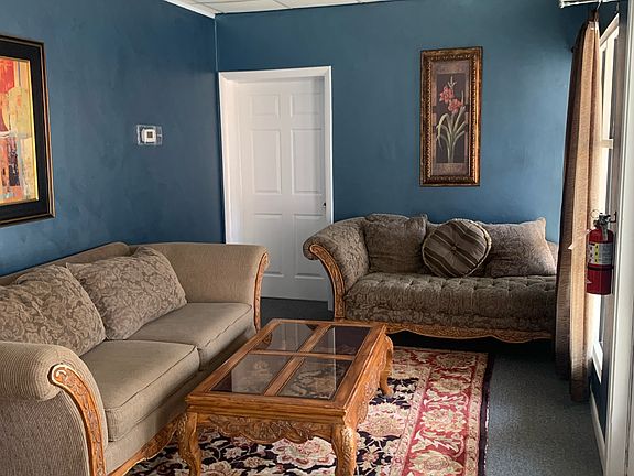 Entrance shared Lobby area