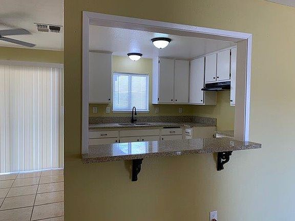 3rd image of 16337 Llanada Ave