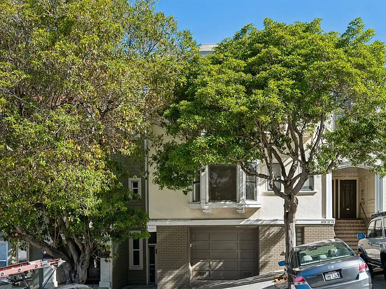 1370 Filbert St #1 — Photo 1