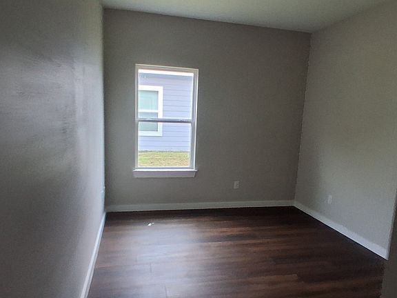 5th image of 1904 Wesley St