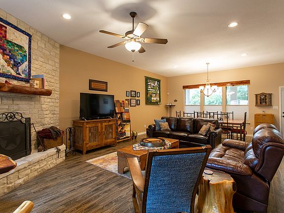3rd image of 2741 Indian Wells Dr