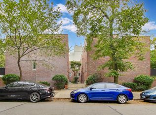515 W Dickens Ave, Chicago, IL 60614